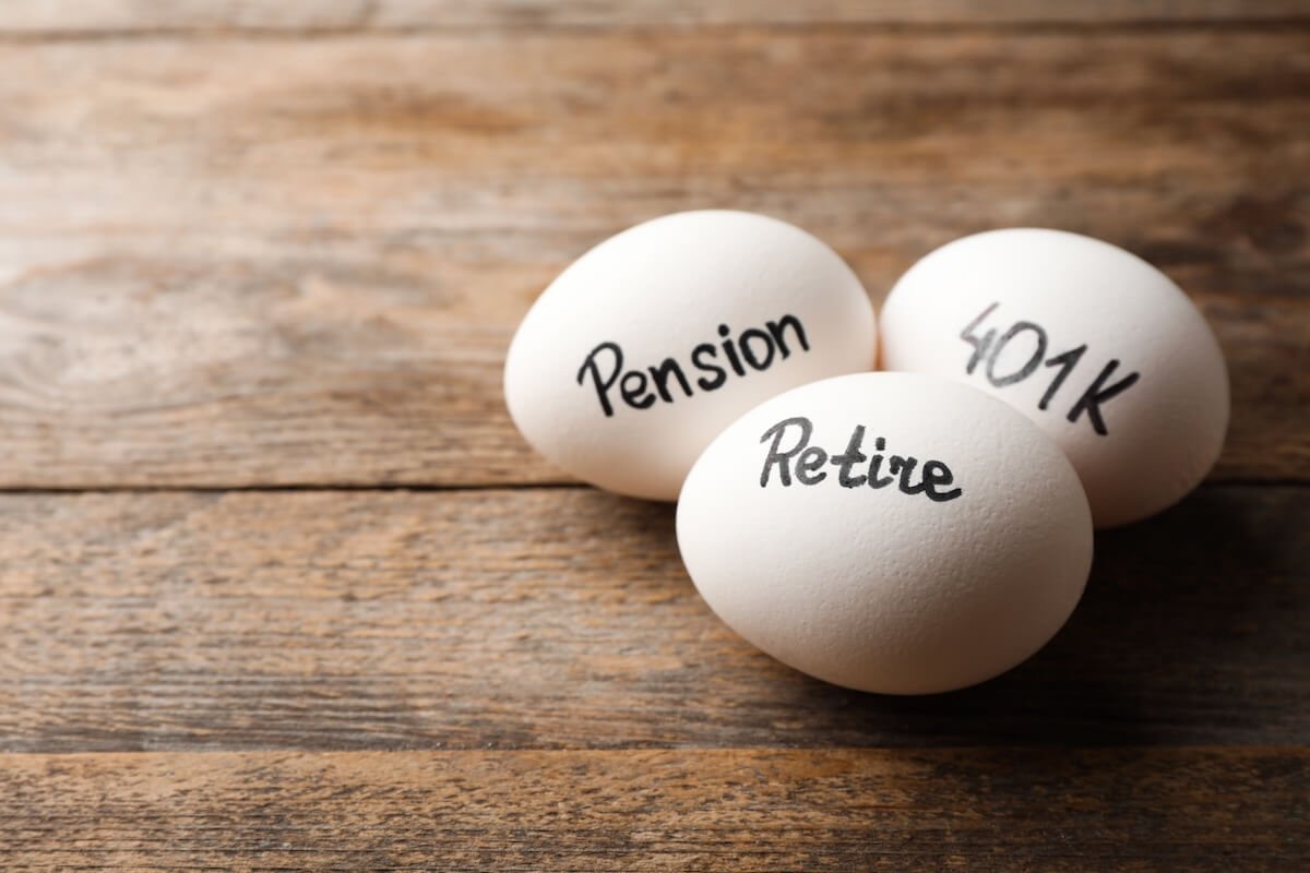 What Is an IRA and How Is It Different From a 401(k)?